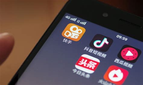 如何选择最适合你的成品短视频app-：全面解析短视频应用的优势与使用技巧